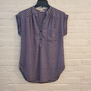 Pleione size small navy patterned top